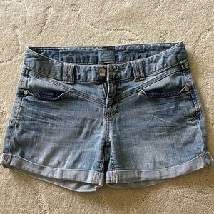 Express denim shorts Size 2
